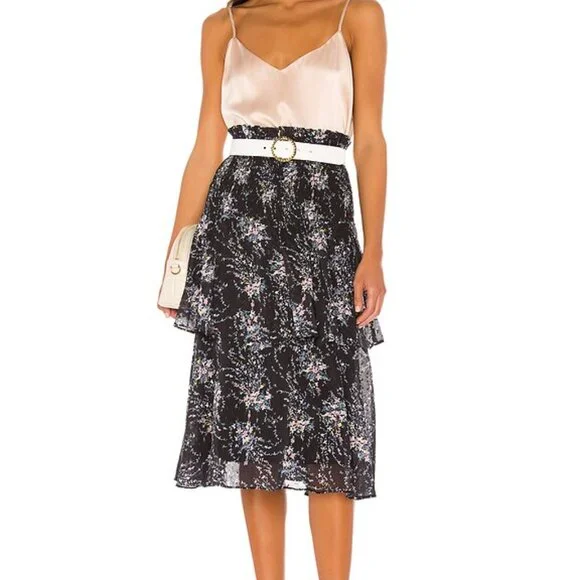 Elliatt Chance Dress - Picture 2 of 7